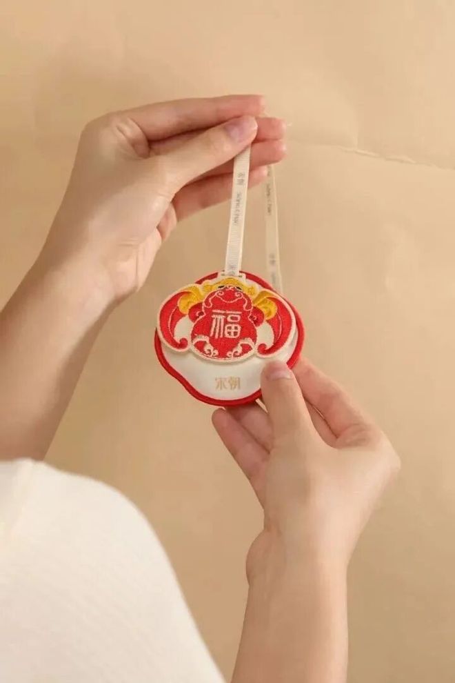 身体炸划算还有节日限定香薰、香包开元棋牌香香好物丨欧珑正装香水、(图4)